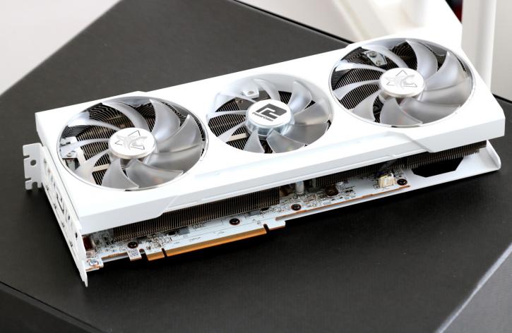 Powercolor RX 6700 XT Hellhound Spectral White review