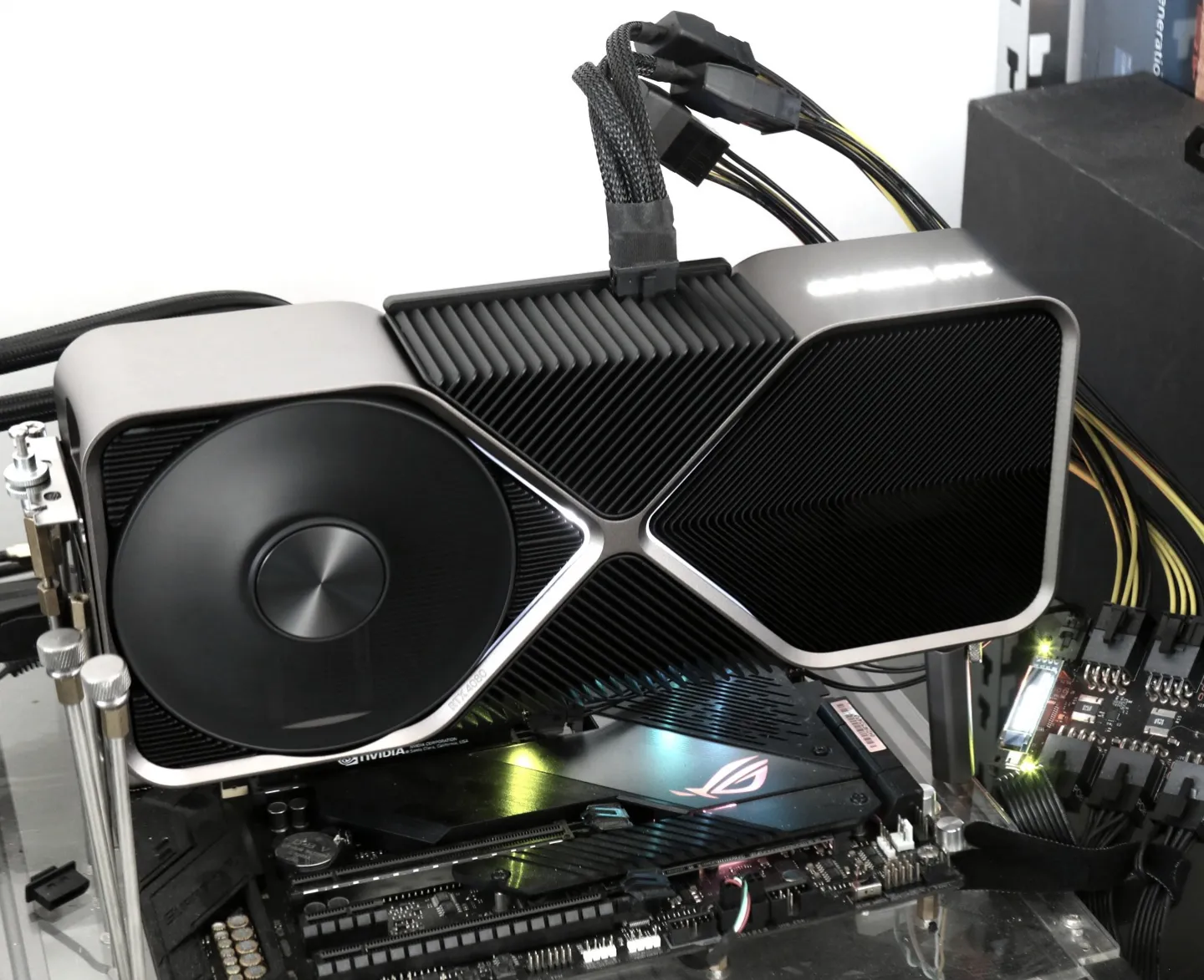 Rumors swirl of an Nvidia GeForce RTX 4080 Super with 20GB RAM