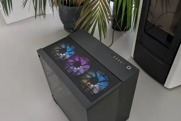 Review: Corsair 6500X Mid-Tower Dual Chamber PC Case
